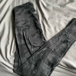 Lululemon Black Camo Align size 4